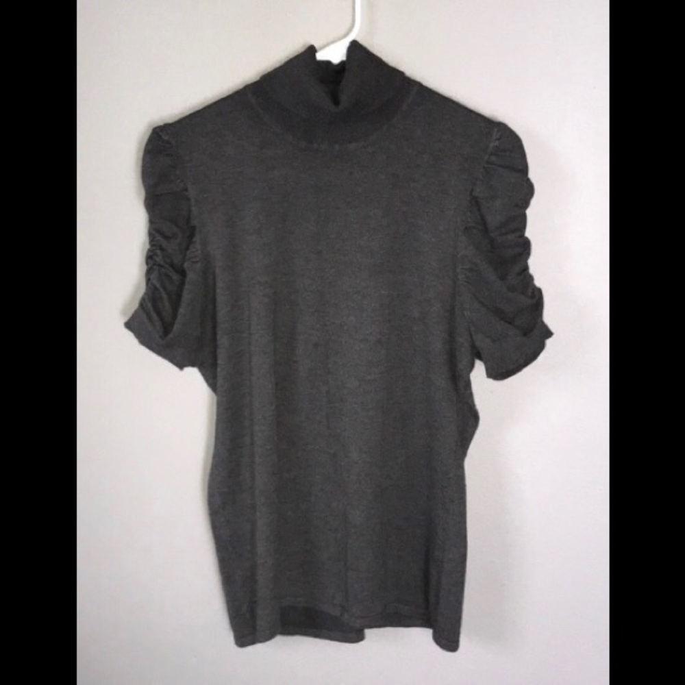 NWOT ruched short sleeve sweater top.Sz.L.